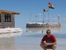 Salar de Uyuni flags